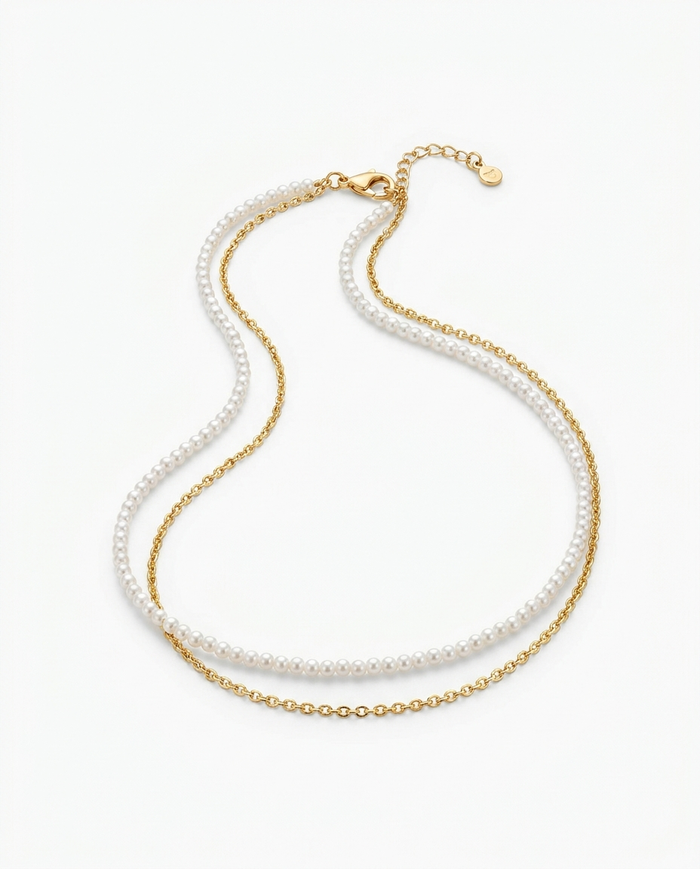 Perla Belly Chain in gold — pearl row over fine chain