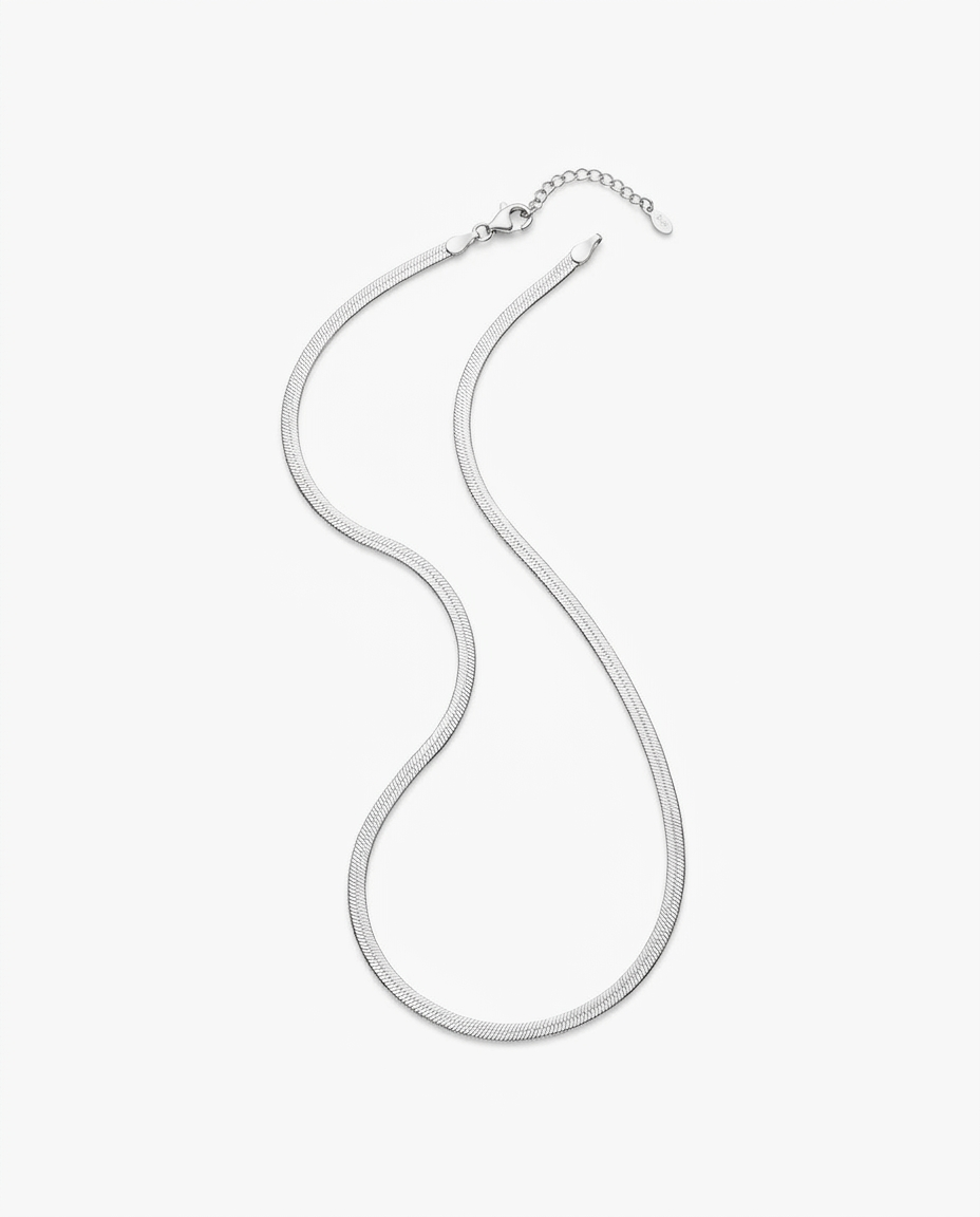 Filo d'Oro Belly Chain in silver — flat herringbone band